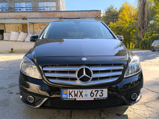 Mercedes B-Class foto 3