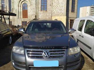 Volkswagen Touareg foto 1