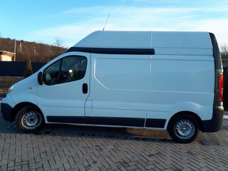 Renault Trafic foto 2