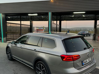 Volkswagen Passat foto 3