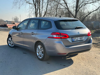 Peugeot 308 foto 2