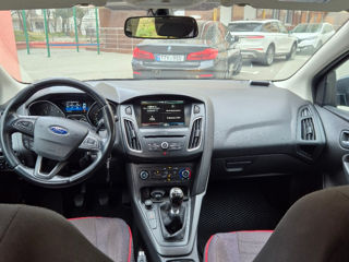 Ford Focus foto 10