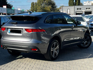 Jaguar F-PACE foto 3