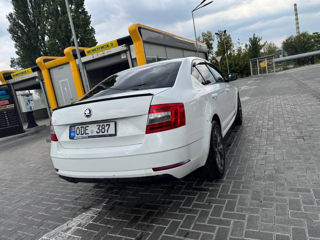 Skoda Octavia foto 2