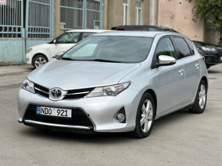 Toyota Auris foto 3