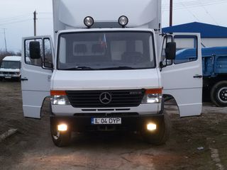 Mercedes Vario 815D foto 1