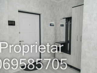 Apartament cu 2 camere, 68 m², Buiucani, Chișinău foto 2