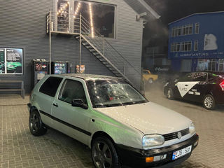 Volkswagen Golf foto 2