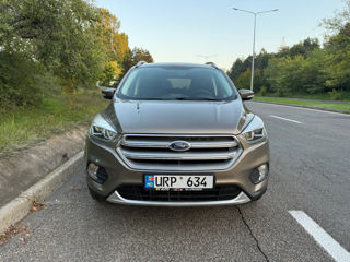 Ford Kuga foto 8