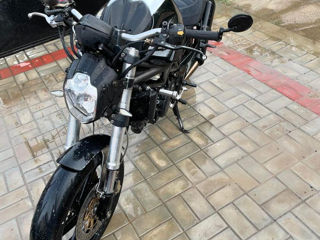 Cagiva Raptor 650 foto 2