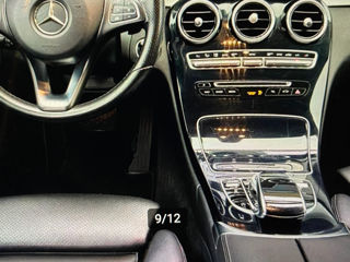 Mercedes C-Class foto 2