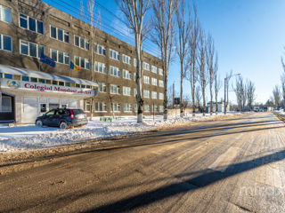 Se vinde spațiu comercial pe str. Meșterul Manole, Ciocana, Chișinău foto 2