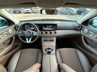 Mercedes E-Class foto 16