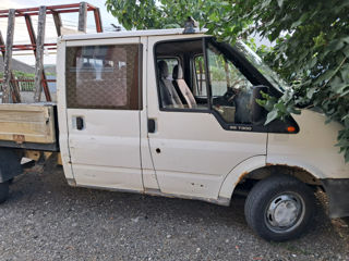 Ford Transit foto 1