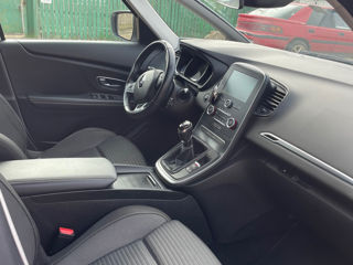 Renault Grand Scenic foto 6