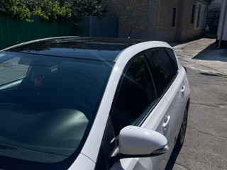 Toyota Auris foto 4