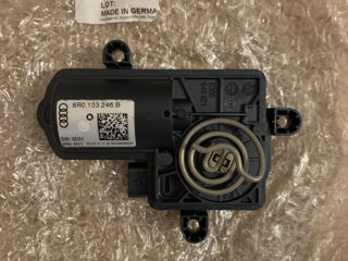 8R0 133 246 B Servomotor, Porche/Volkswagen/Audi foto 1