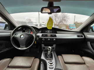 BMW 5 Series foto 7