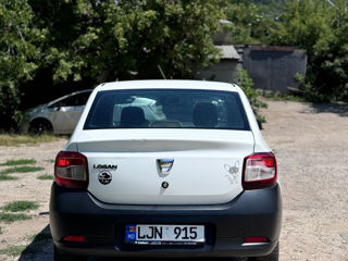 Dacia Logan foto 4