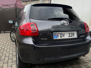 Toyota Auris foto 3