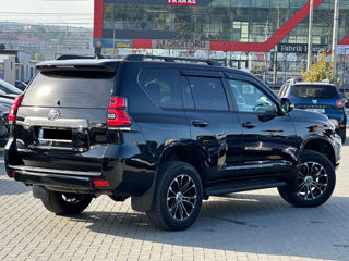 Toyota Land Cruiser Prado foto 4