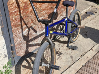 Vând bmx custom foto 2