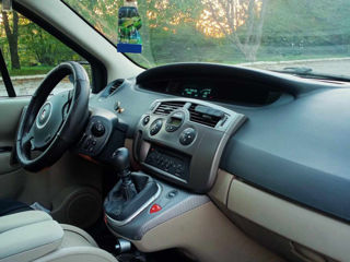 Renault Grand Scenic foto 5