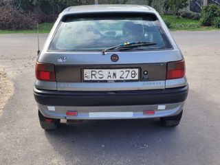 Opel Astra foto 4