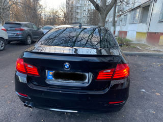 BMW 5 Series foto 6