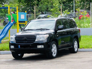 Toyota Land Cruiser foto 2