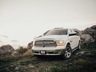 Dodge Ram foto 2