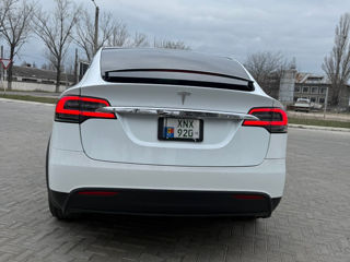 Tesla Model X foto 4