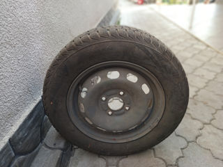 Продам срочно 2 колеса зимние 184/65 R14 звонить писать на ватсап 37360305862 foto 3