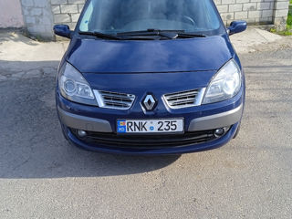 Renault Scenic foto 2