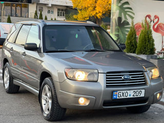 Subaru Forester foto 2