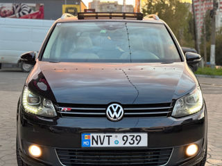 Volkswagen Touran foto 5