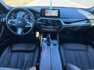 BMW 5 Series foto 4