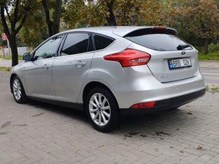 Ford Focus foto 4