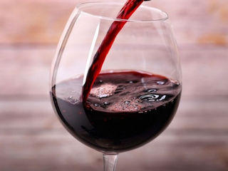 Vin Rosu de Casa, roada 2023 .Un vin bun pe masa D-voastra.