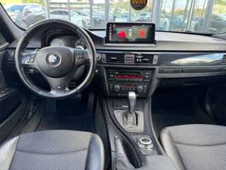 BMW 3 Series foto 8