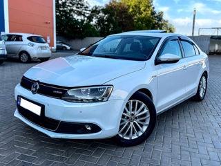 Volkswagen Jetta foto 5