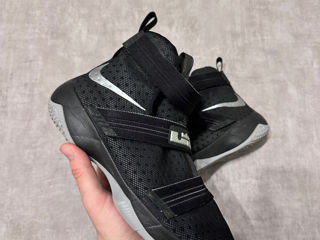 Nike Zoom LeBron Soldier 10