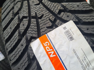 Maxxis 215/60 R16 зима / Iarna - 1470 lei foto 2