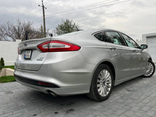 Ford Fusion foto 4