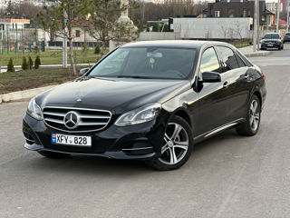 Mercedes E-Class foto 1