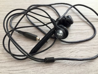 AKG Наушники (Samsung) foto 1