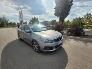 Peugeot 308 foto 2