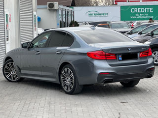 BMW 5 Series foto 3