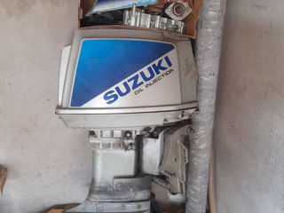 Мотор Suzuki 2 тактный 65 л с документами в пмр.  На запчасти 500€