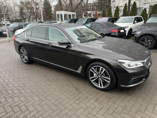 BMW 7 Series foto 7